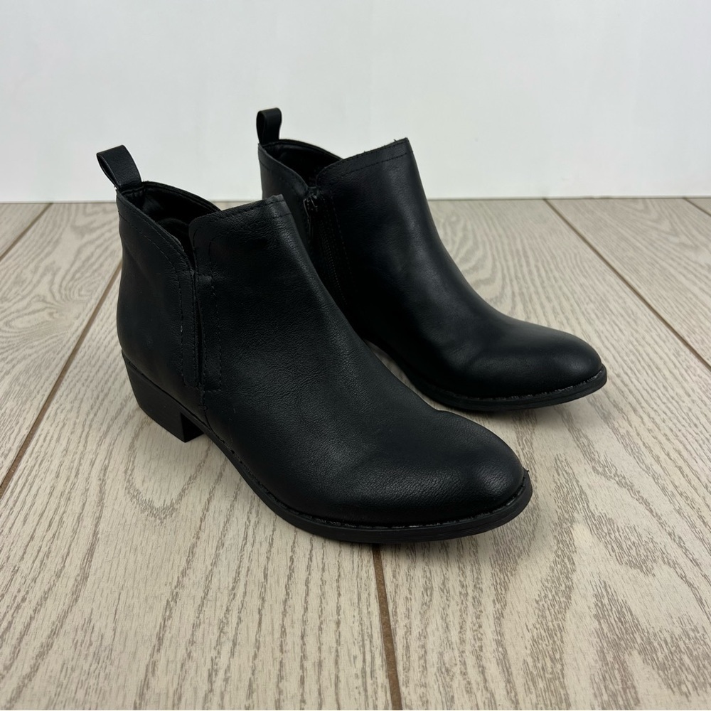 Sun + Stone Women's Cadee Ankle Booties 6.5 Black Faux Leather $50